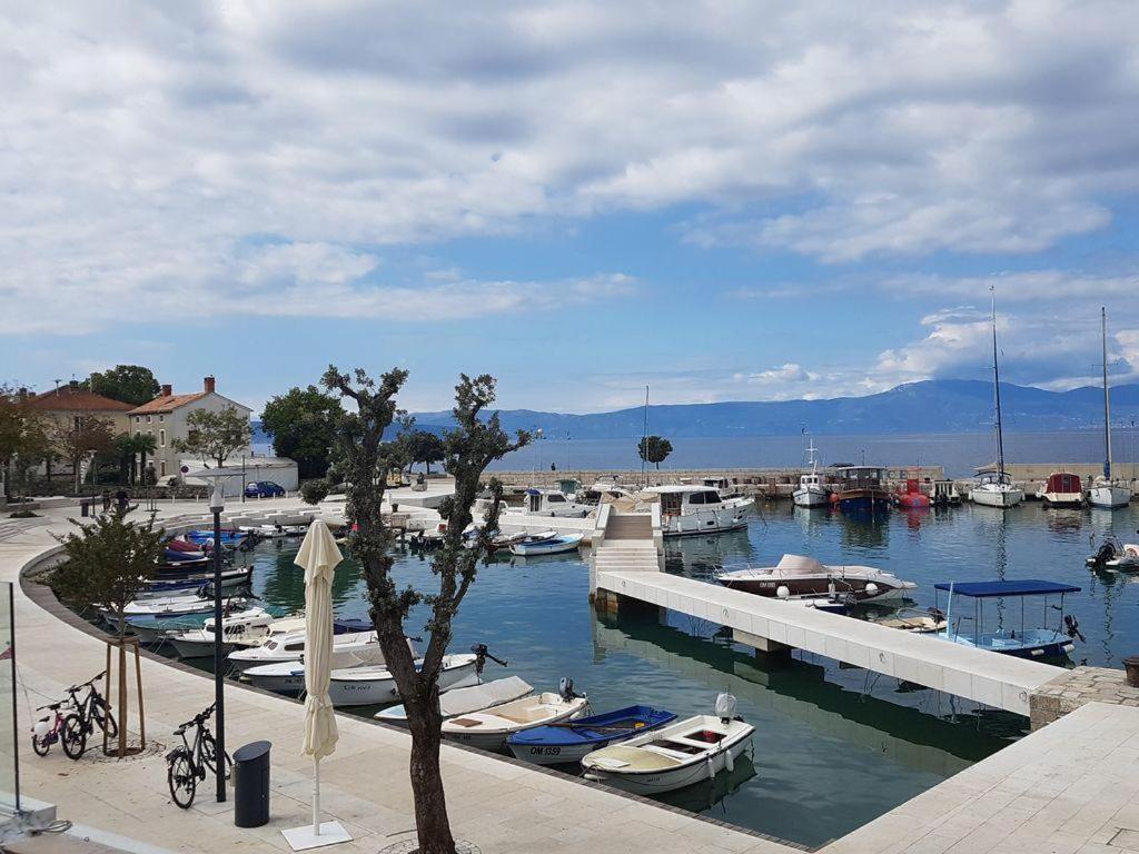 2A Partment Rukavina Διαμέρισμα Njivice Εξωτερικό φωτογραφία